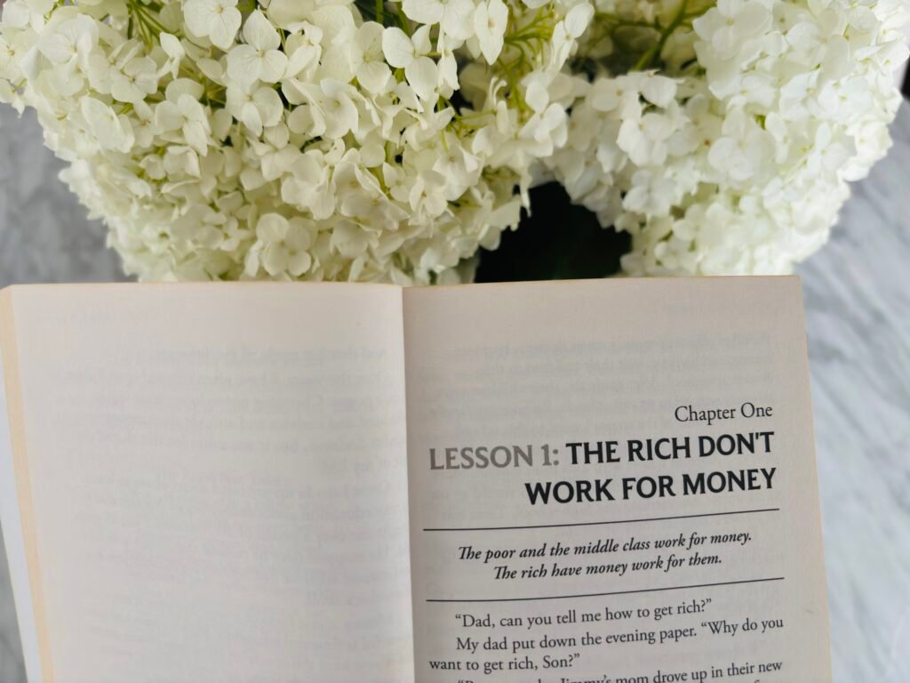 Rich Dad Poor Dad: Key Lessons on Wealth and Mindset