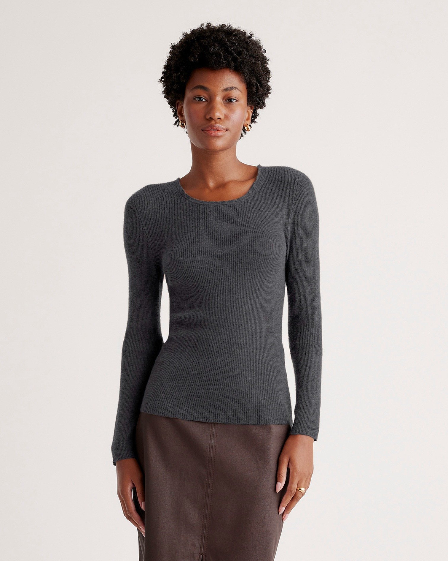 Quince Women's Featherweight Cashmere Ribbed Crewneck Sweater in Charcoal